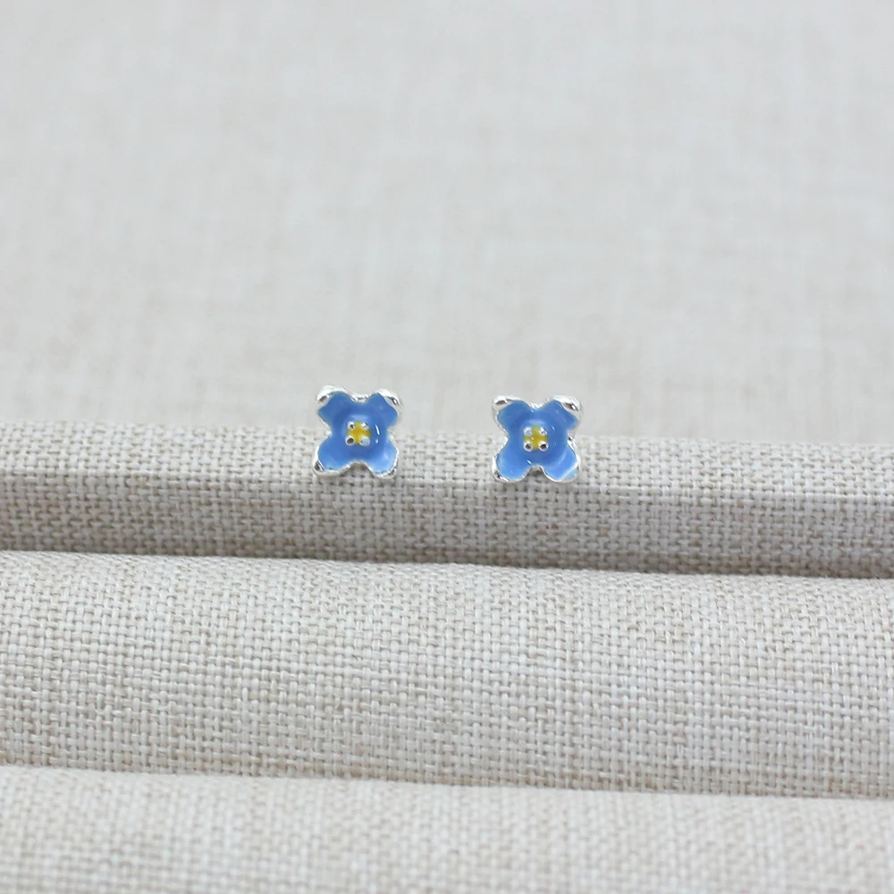 Small Blue Color Lilac Flower Stud Earring for Women Sweet Temperament Mini Jewelry Accessories Wholesale Christmas Day Gift