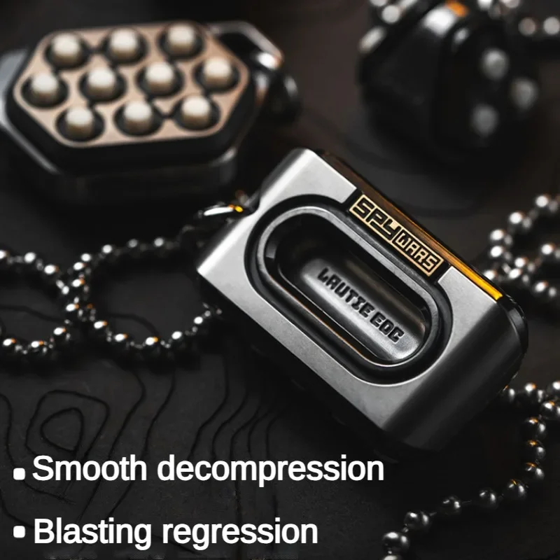 Fidget Spinner EDC Beetle Strawberry Press Necklace Toy Adult Office Leisure Entertainment Decompression Metal Toy Desk Toy