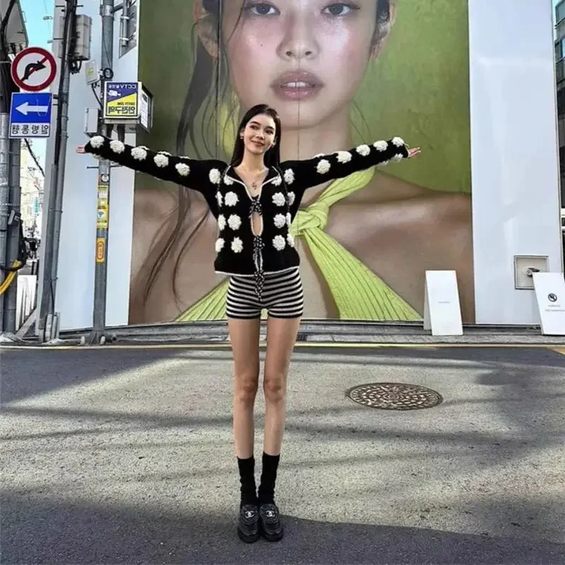 女性用ニットカーディガン,3Dフラワー,カシミアセーター,レースアップ,かぎ針編み,ファッション