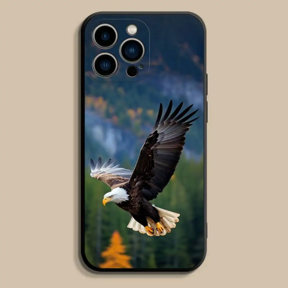 حافظة هاتف E-Eagle Cool Animal لهاتف iPhone 17,16,15,14,13,12,Pro,Max,Plus,E,SE4,Air,غطاء ناعم أسود صغير