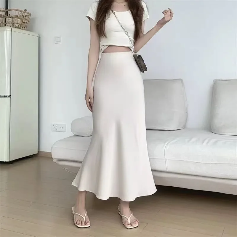 

Women's Satin Monochromatic High Waist Skirt, Slim Silk Texture Skirts, Elegant Streetwear, Summer, New, 2022