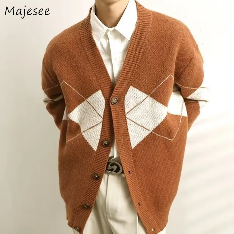 

Vintage Cardigans Men Casual Long Sleeve Sweater Loose Knitted Fashion Harajuku Teen Plaid Argyle Ins French Style Youthful Chic