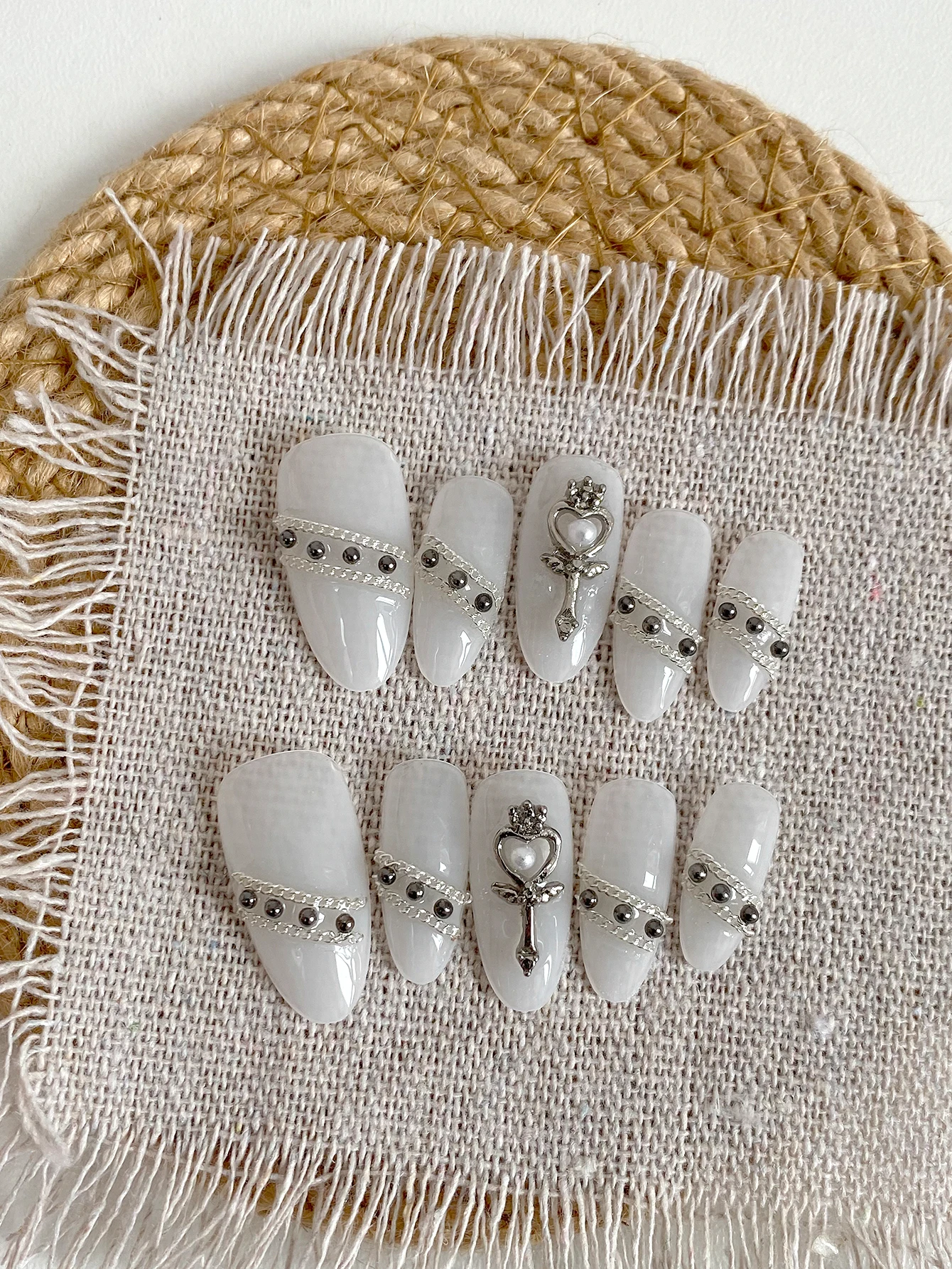 Almond Milky White Press On Nails, Silver Lace Chain & Scepter Metal Charm Decor Fake Nails, Vintage Elegant Handmade Nail