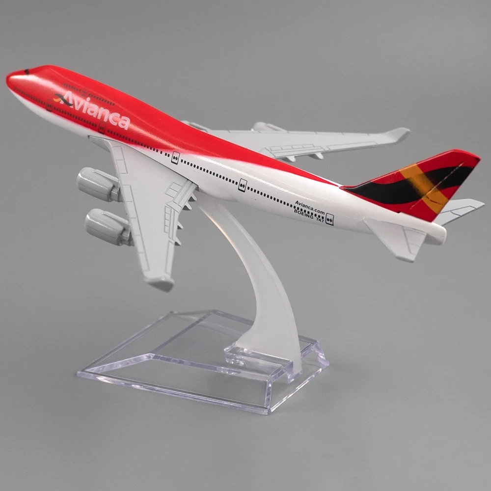 

B747 Toys For Friends16cm Alloy Aviation Model Columbia Airlines Collection Display Suitable For Children Airplane Model Decorat