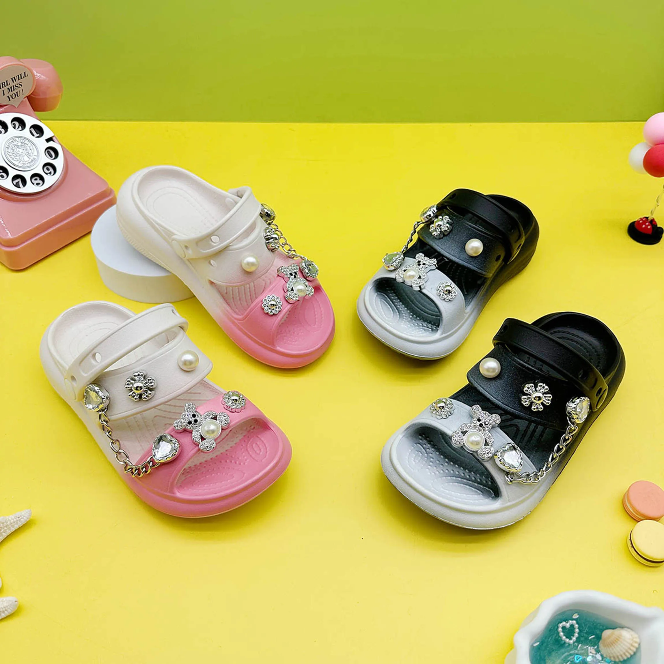 Fashion Hot-Selling Cartoon Silver Bear Parent-Child Slippers New Flat-Soled Boys' and Girls' Non-Slip Soft-Soled Sandals 811
