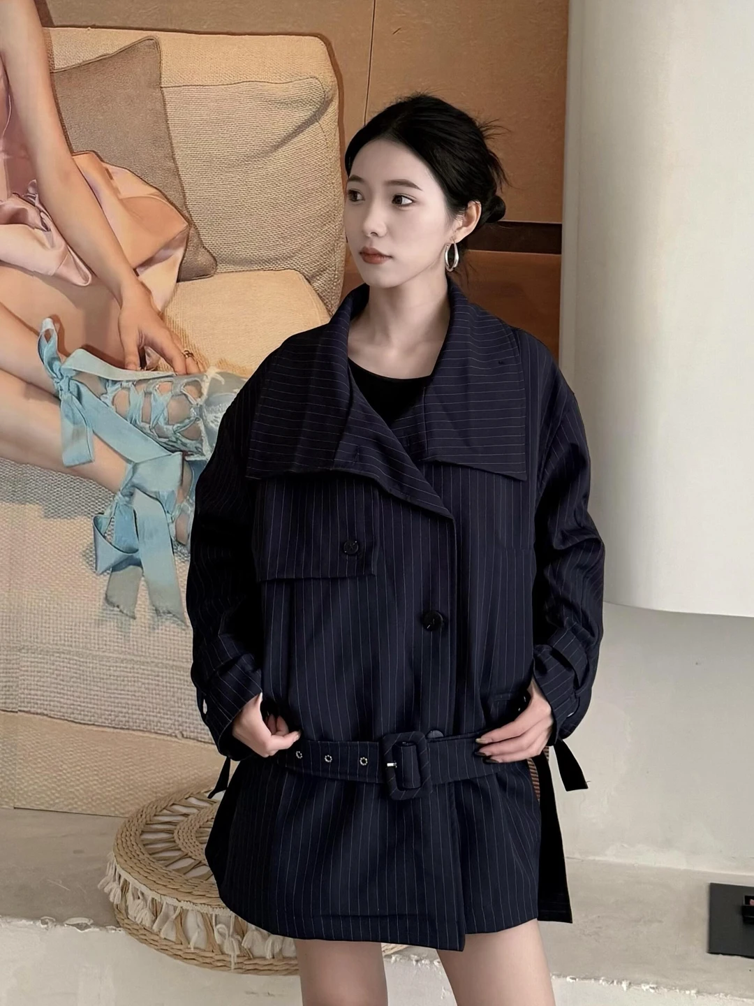 

Korean Style Spicy Girl Striped Collar Windbreaker Jacket Women's Loose Fit Spring Autumn New High End Feel Middle Length Top