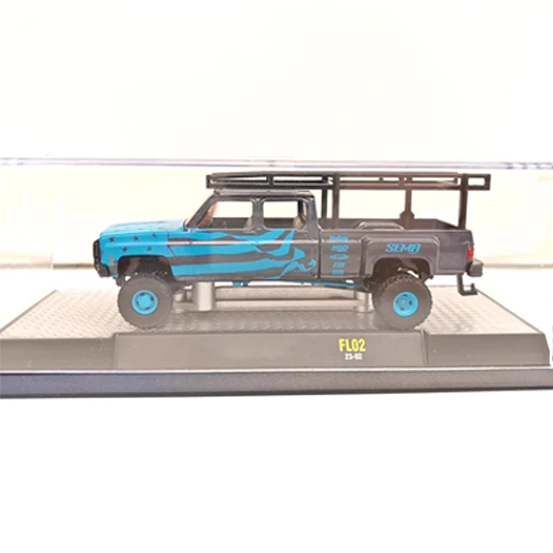 M2 เครื่อง 1:64 Scale 1990 C1500 รถกระบะสีขาวสีแดงรถคอลเลกชันของขวัญของเล่นเด็กจํากัด FAST SHIPPING