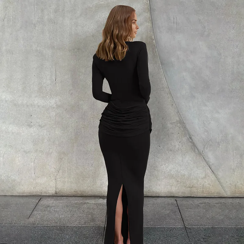 เดรสยาวรัดรูปทรงบอดี้คอน ผ้าจับจีบ แขนยาว คอทรงโอ สีดำเทาล้วน สำหรับผู้หญิง เหมาะสำหรับงานปาร์ตี้ คลับ หรือใส่เที่ยวกลางคืน รุ่น 202