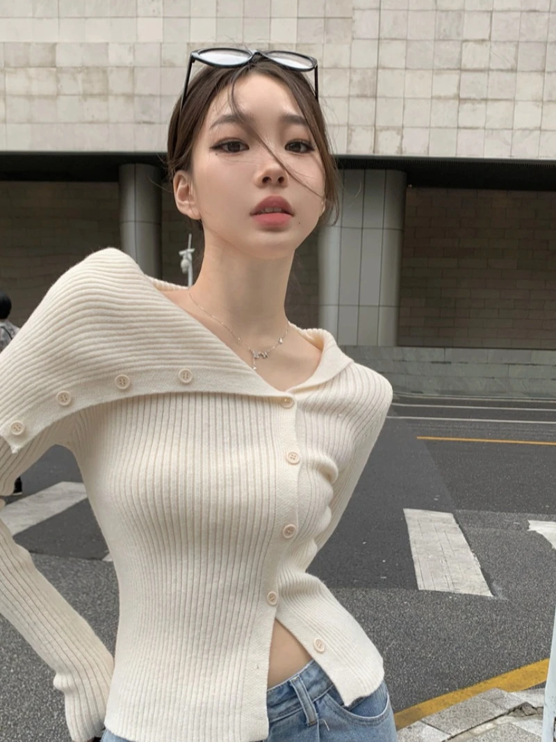 

Chic White ort Pure Color Women's Base irt Slant Collar Unique Knitted Sweater Inner Wear Commute Sle Button Sve