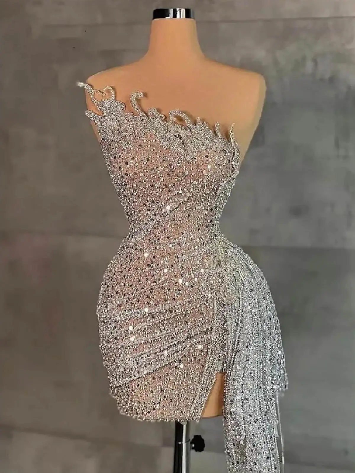 Sexy Schede Avondjurk Appliques Kralen Crystal Strapless Prom Dresses Mini Mouwloze Formele Jurk Op Maat Gemaakt