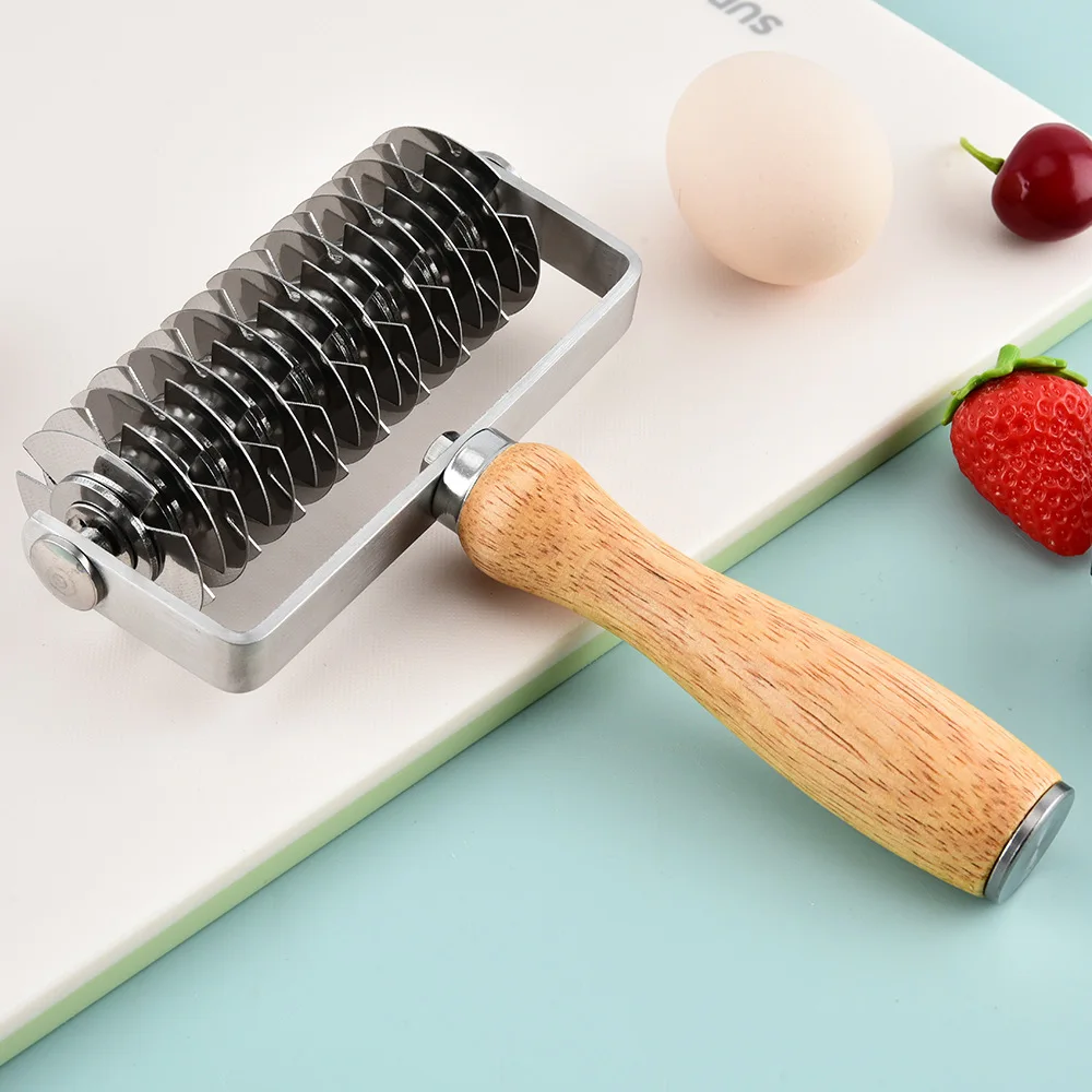 Edelstahl Teig Roller Cutter Holzgriff Pizza Slicer Pie Cookies Pull Mesh Rad Messer Gebäck Werkzeuge Küche Zubehör