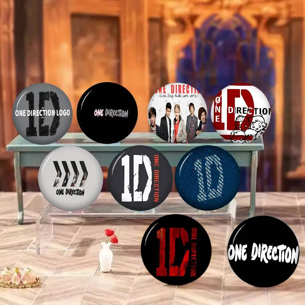 O-One D-Direction Band Creative Pins Funny Faces Round Snap-in Brooch Badge Backpack Hat Accessories Jewelry Gifts