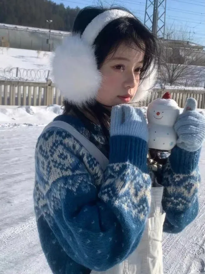 

Cisas Blue Icelandic Vintage Knitted Sweater Women's White Enhancing Flower Pattern Lazy Sle Sweet Knitwear