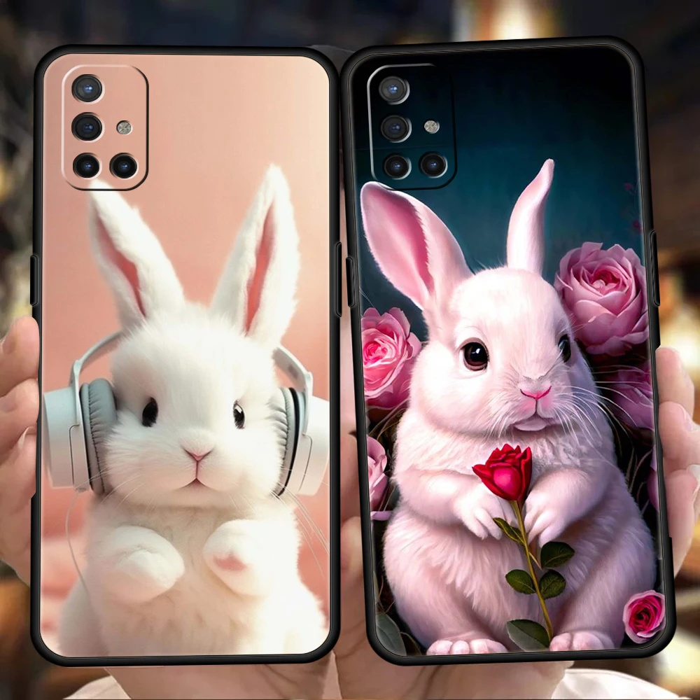 A Cute Rabbit With A Purple Hat Phone Case for Oneplus 11 10T Nord N100 N10 10 7 8 9 9R 7T 8T N200 CE 2 9RT Pro 5G Silicon Shell