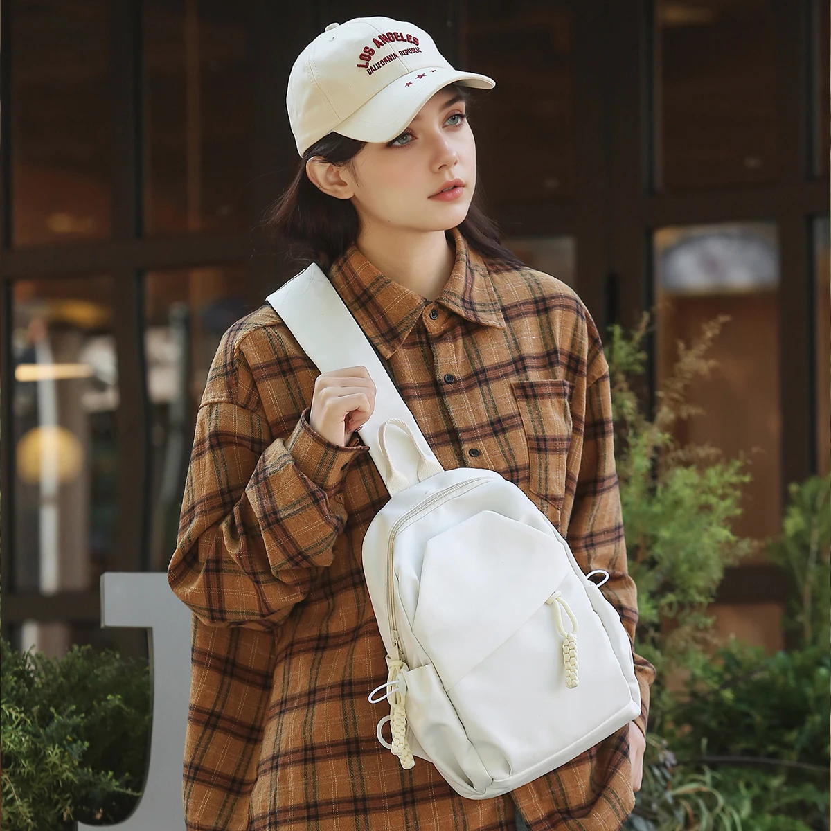 Lässige Handgepäck-Umhängetasche, Umhängetasche, 2025, neue Brusttasche für Herren und Damen, ultraleicht, tragbar, großes Fassungsvermögen, trendige Sporttasche, Radfahren und Bergsteigen, Sport