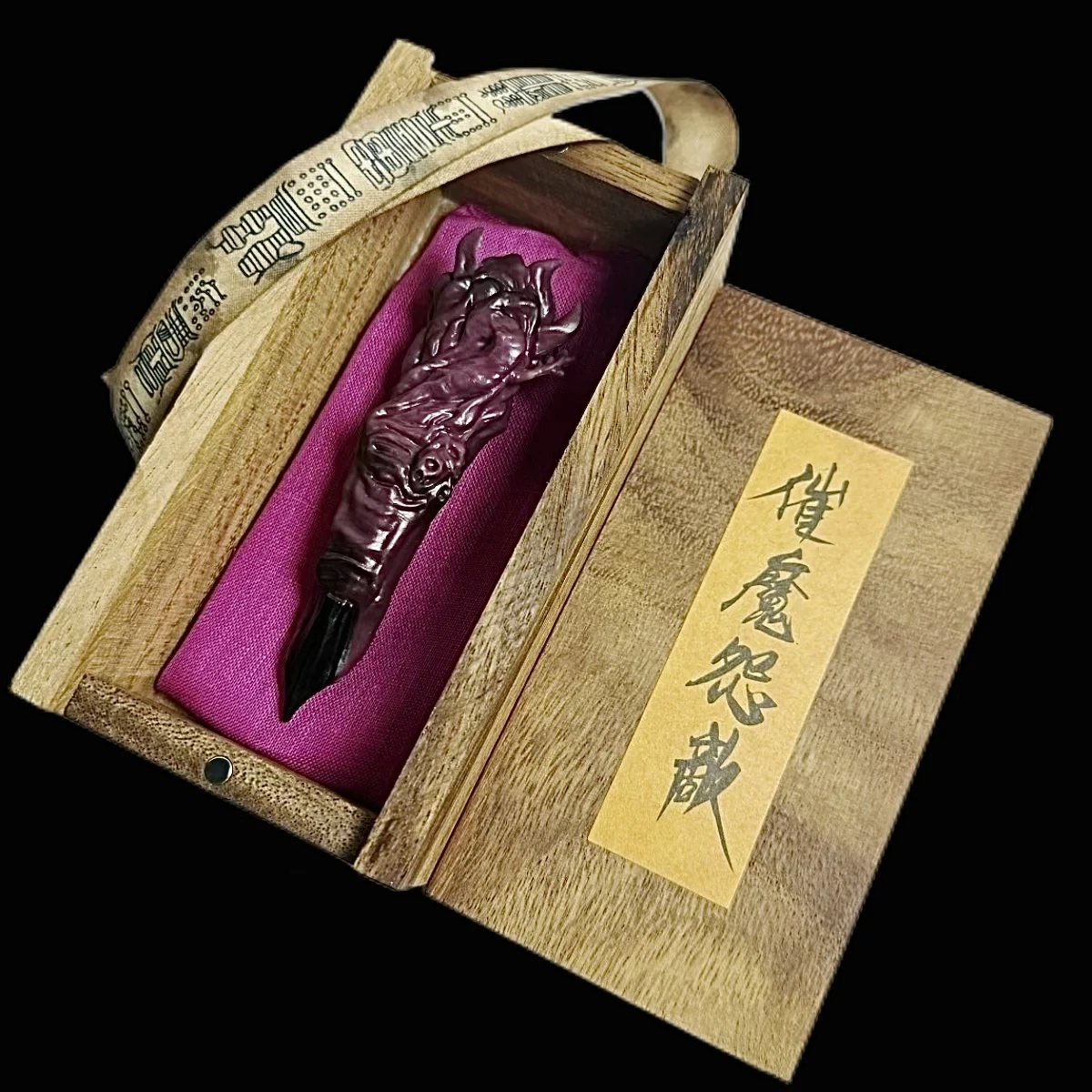 

Jujutsu Kaisen Finger Anime Cursed Object Finger Special Grade Boxed Figurine Desktop Decoration Collectible Anime Holiday Gift