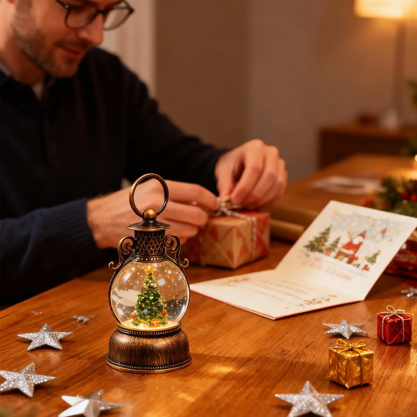 Snow Globe For Christmas 6-Hour Timer With Handle Lighted Christmas Globe Santa Decor For Friends Teens Men Women Mantel Dining