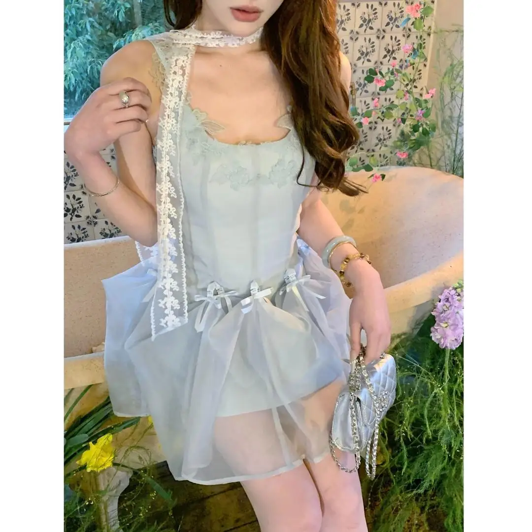 보타이 스트랩 허리 조이는 슬림핏 메쉬 캐미 드레스