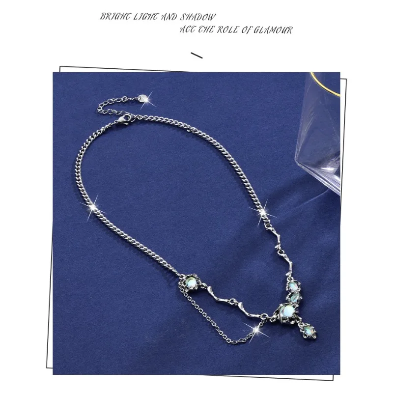 

2025 Titanium steel fashionable women's necklace, moonstone spliced chain, branch collarbone chain