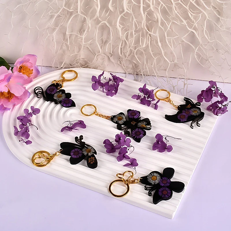 Butterfly Pendant Keychain Silicone Resin Mold DIY Craft Crystal Epoxy Resin Mold Jewelry Casting Mold with Hole