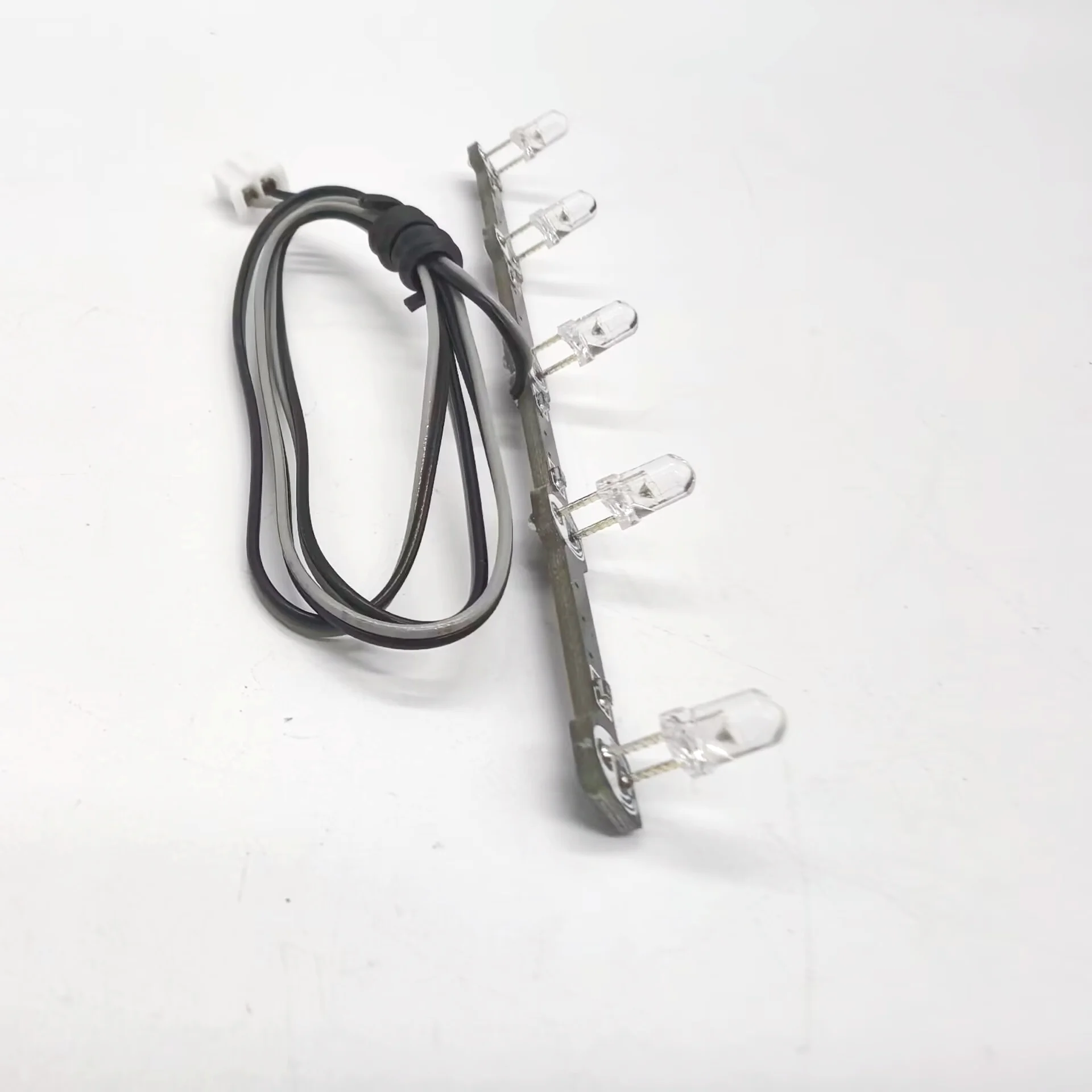 

RC 1/14 светодиодный прожектор на крыше 5 В печатная плата освещения для SCANIA 770s автомобильные детали DIY