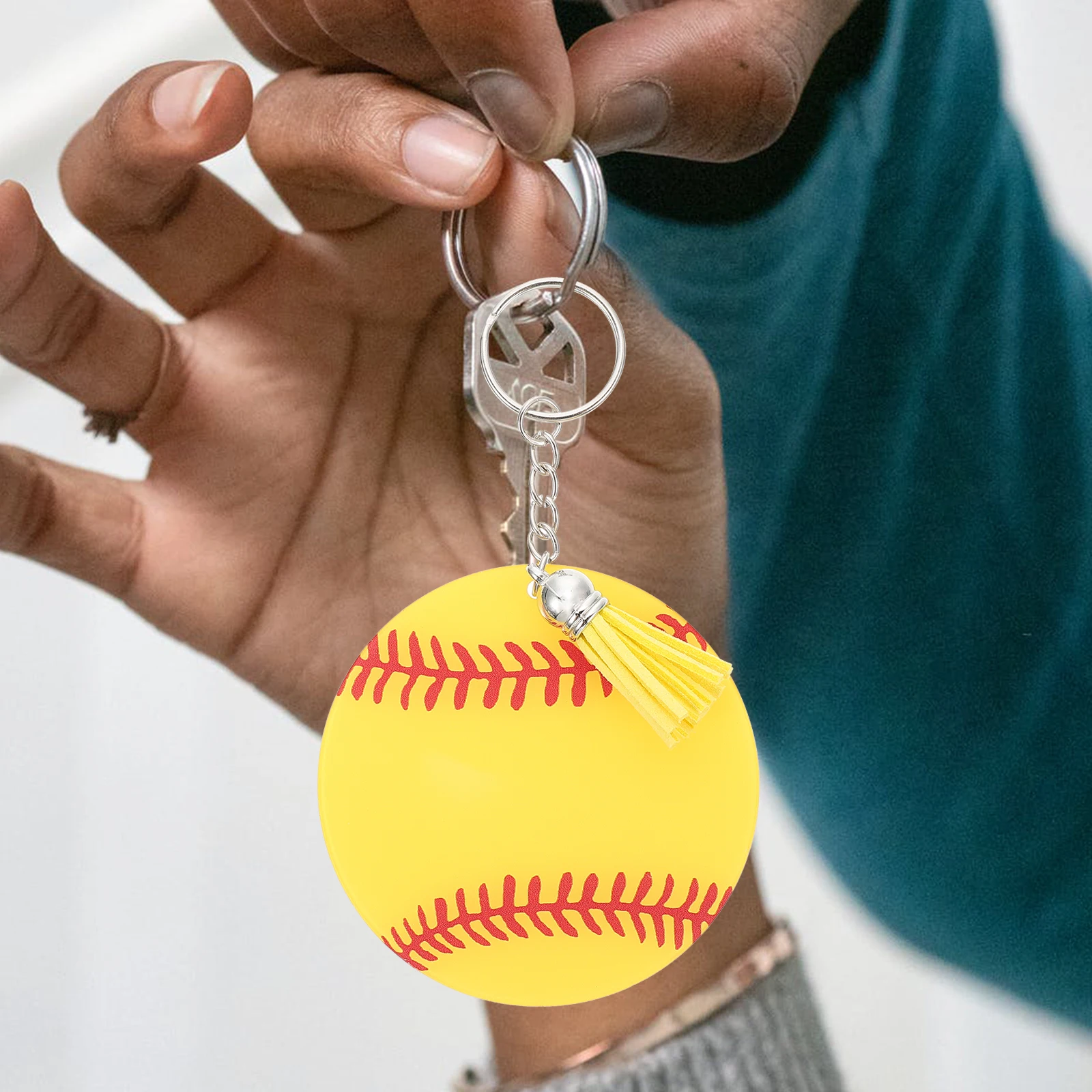 

12 комплектов бейсбольных брелоков, акриловые легкие брелоки с кисточками, сумка, подвесной декор, сувениры для спортивной вечеринки, бейсбольный брелок