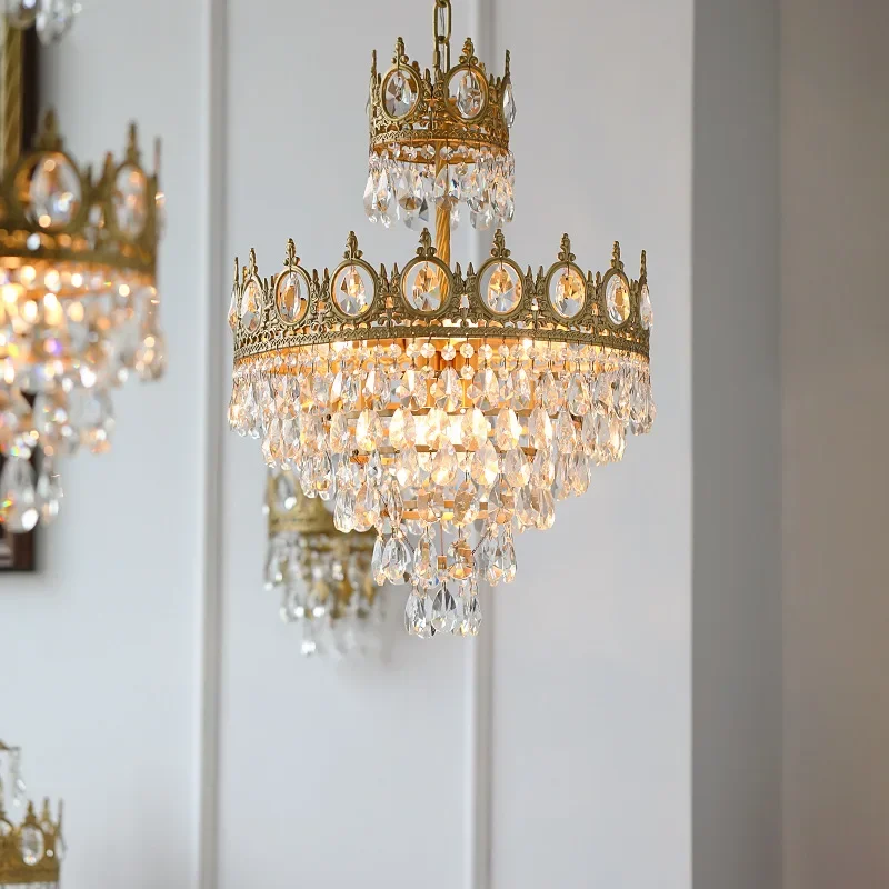 Imagem -03 - Led Crystal Palace Lustre Retro Crown Lights Cloakroom Luz Luxo Luz Restaurante Quarto Cabeceira Home Decor