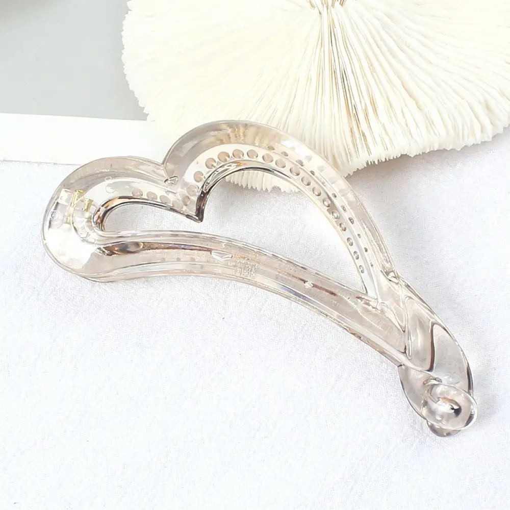 Minimalist Heart Shape Banana Claw Clip Acrylic Matte Ponytail Holder Elegant Fashion Hairpin Styling Tool For Hair