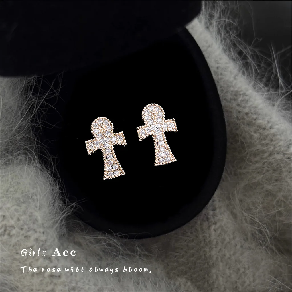 Women's Cool Sweet Style Cross Stud Earrings Micro Paved Zircon Personalized Fashion Luxury High Grade Temperament Ear Jewelry