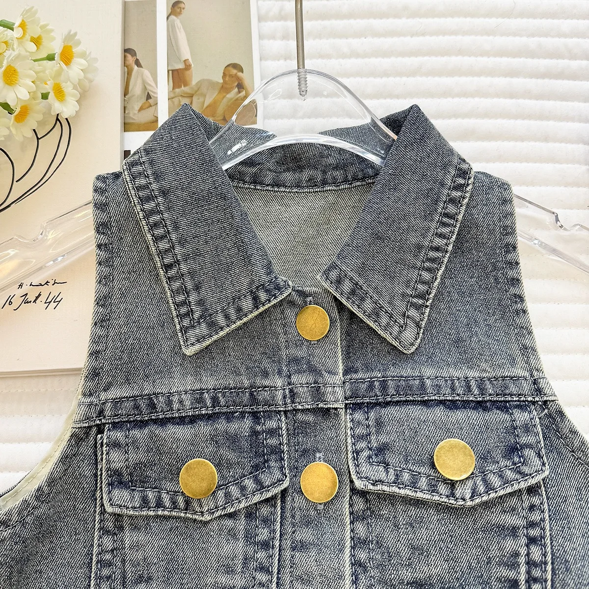 New 2026 Summer New Korean Edition Girls' Sleeveless Cowboy Top and Shorts Two Piece Set Water Washed Soft denim Set