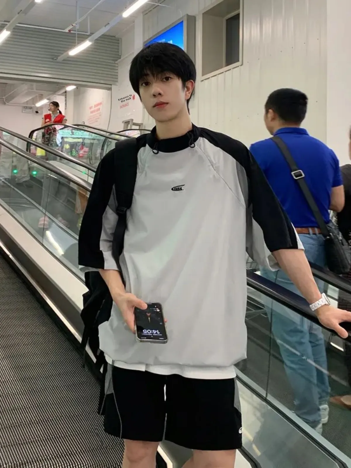 

Мужской летний спортивный костюм: футболка с коротким рукавом и шорты с двойной молнией, цветными вставками, быстросохнущие, повседневный спортивный комплект