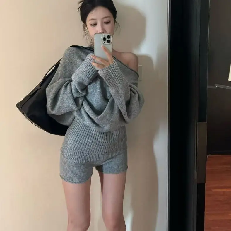 Gagarich Lazy Style Knitted Suit Women Autumn Winter Temperament A Complete Set Slanted Shoulder Sweaters Shorts Two Piece Set