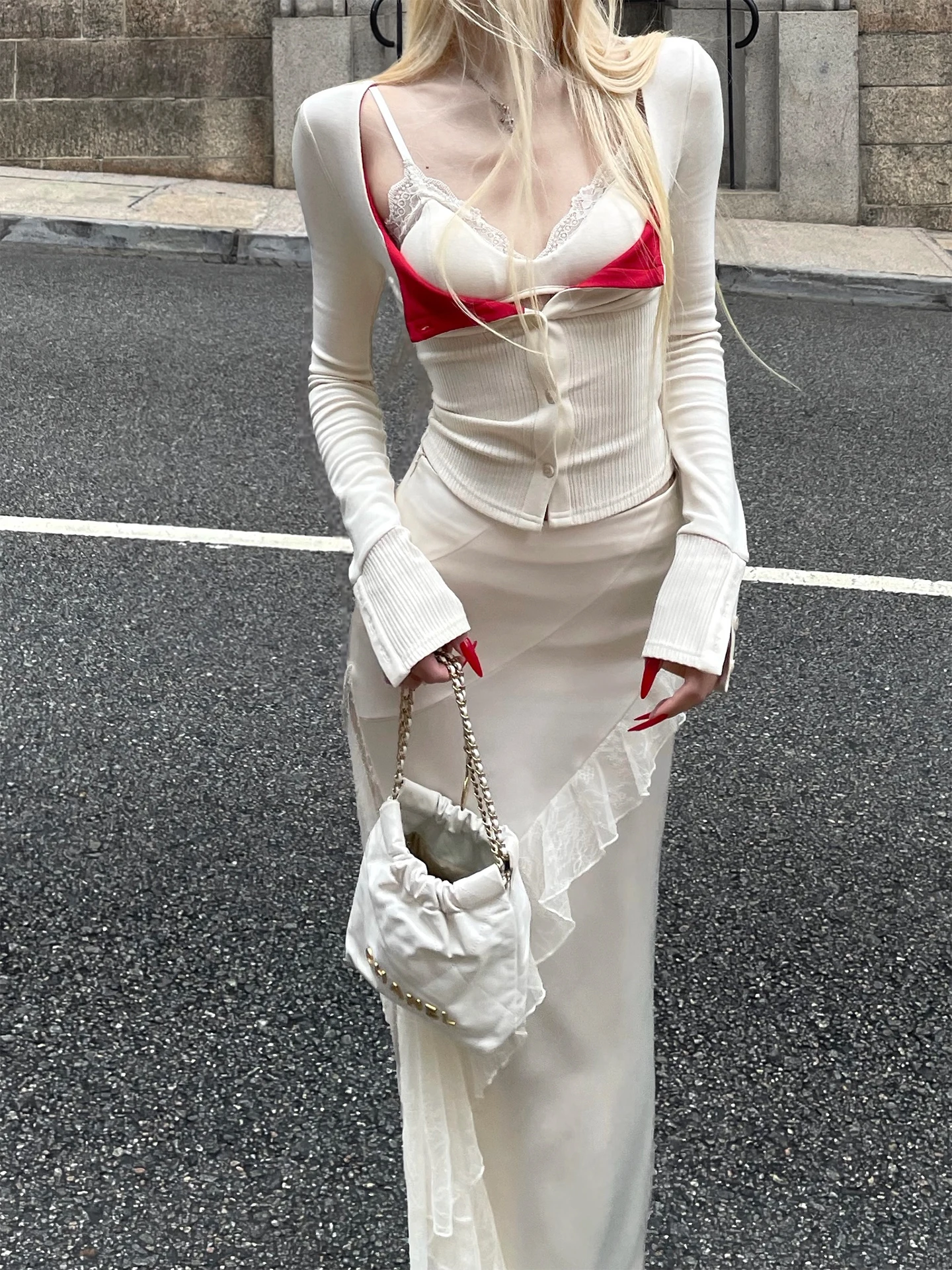 

Комплект из трех предметов: вязаный кардиган Rase Le Sol 'Muses Kiss' с цветными блоками, кружевная отделка, юбка и топ для женщин, модный весенний сезон