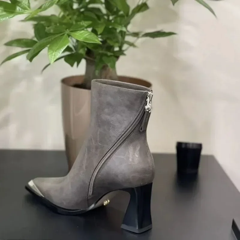 Bottes de rinçage modernes pour femmes, fermeture éclair latérale, décoration en métal sexy, chaussures pour dames, haute qualité, mode, 2024