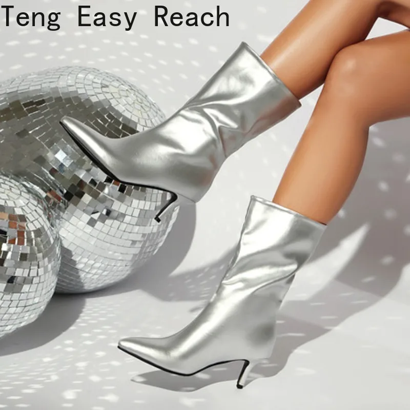 

Новинка 2024, весенне-осенние короткие сапоги из лакированной кожи, серебряные эластичные ботинки на тонком каблуке, модная женская обувь с острым носком, размер 34-46