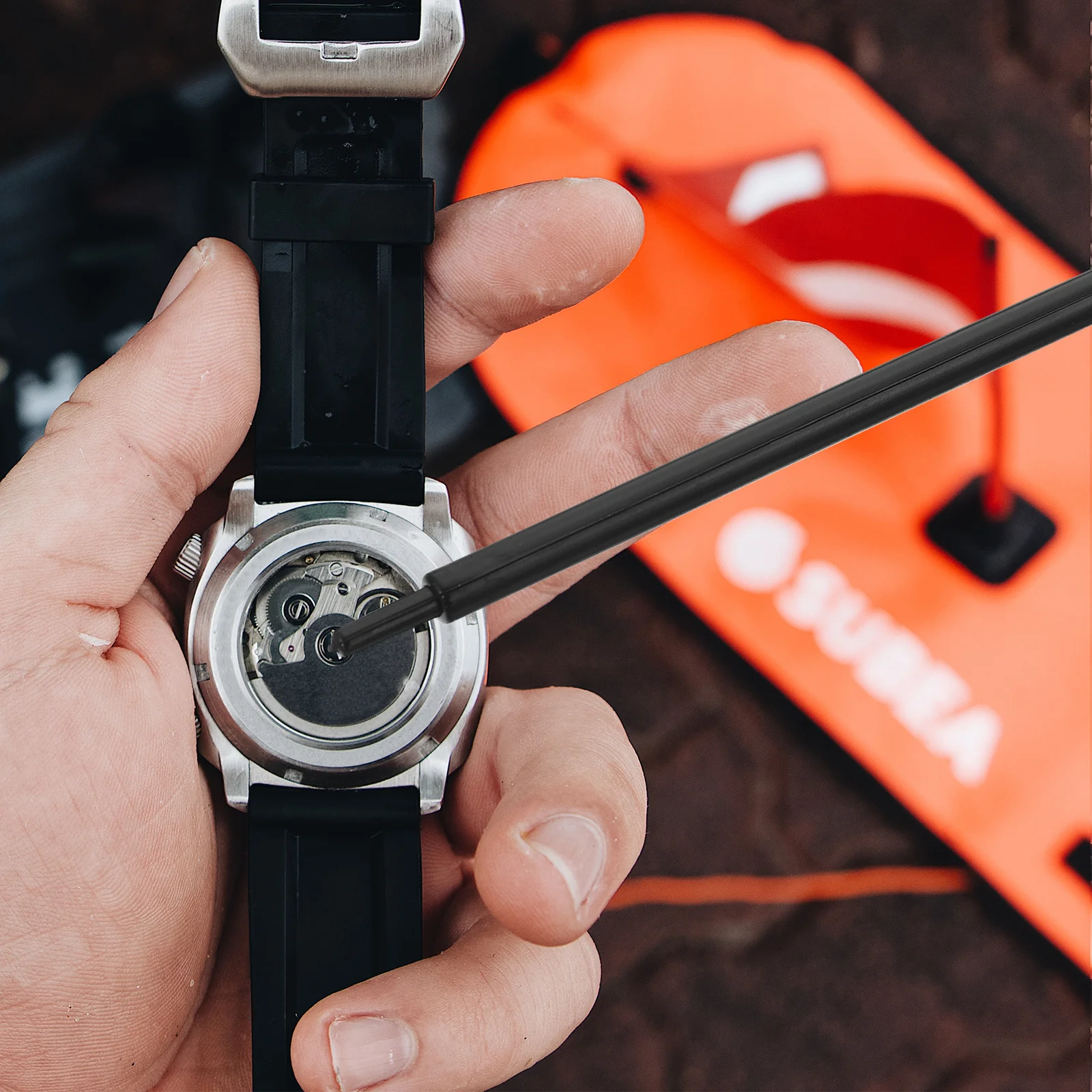 

2Pcs Watch Dial Dust Clean Pen Premium Plastic Watch Cleaning Stick Wristwatch Repair Tools Small Part Cleaning Brush Efficient