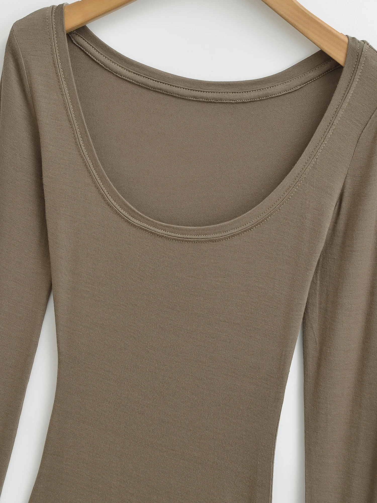 Slim Fit Lange Sve T-shirt Dames Halflange Lage Ne Strakke Top Winderig Pittig Meisje Sexy Grote U-ne Lange Sve T-shirt