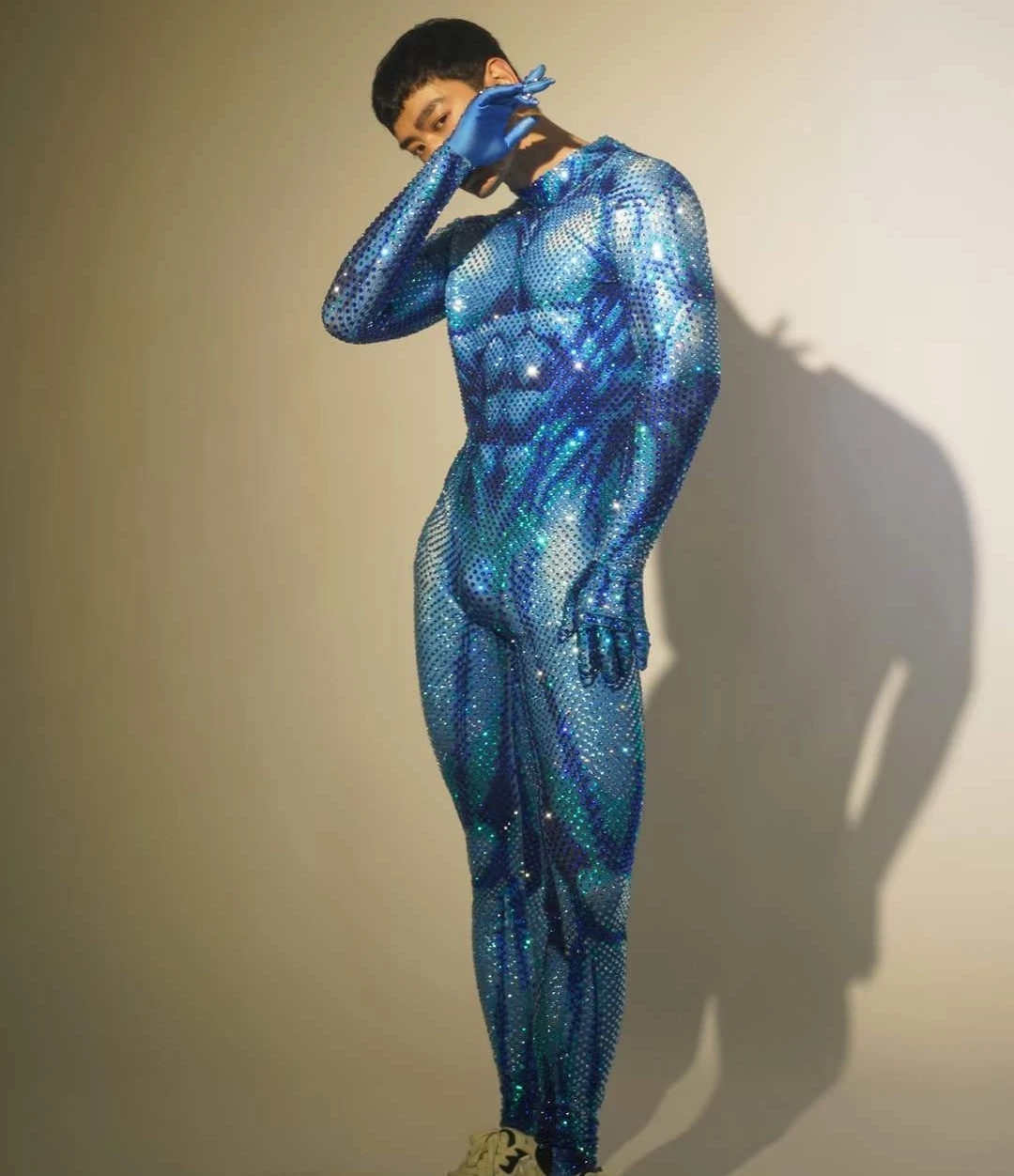 Blue Full Rhinestone Luxury Jumpsuits For Men Carnival Mardi Gras Photo Shoot Props With Gloves Hot Drilling Las Vegas Show 2024