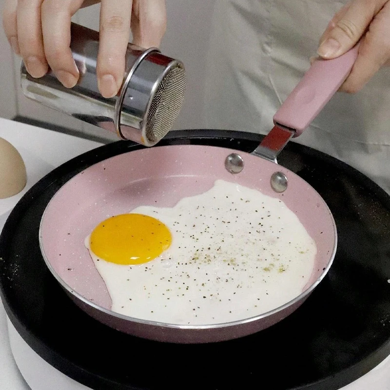 8 Inches Omelette Pan With Long Pan Handle Non Stick Ham Burger Cooking Eggs Smokeless Small Saute Pan Frying Pan for Stove Top