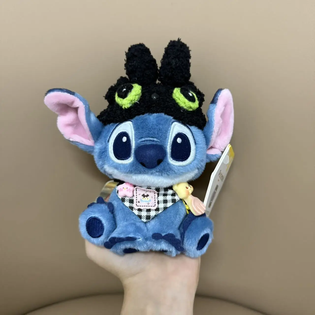 Nuovo ﻿   Ciondolo per zaino in peluche Disney Stitch Portachiavi per bambola carina e cartone animato Accessori morbidi e confortevoli Regalo per ragazze Giocattoli per bambini