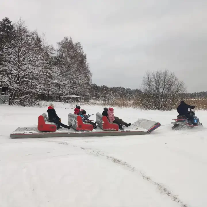 Inflatable Snow Sledge, Winter Fun Sled Paddle Board with Sofa for Adults and Kids, Outdoor Snow Tube