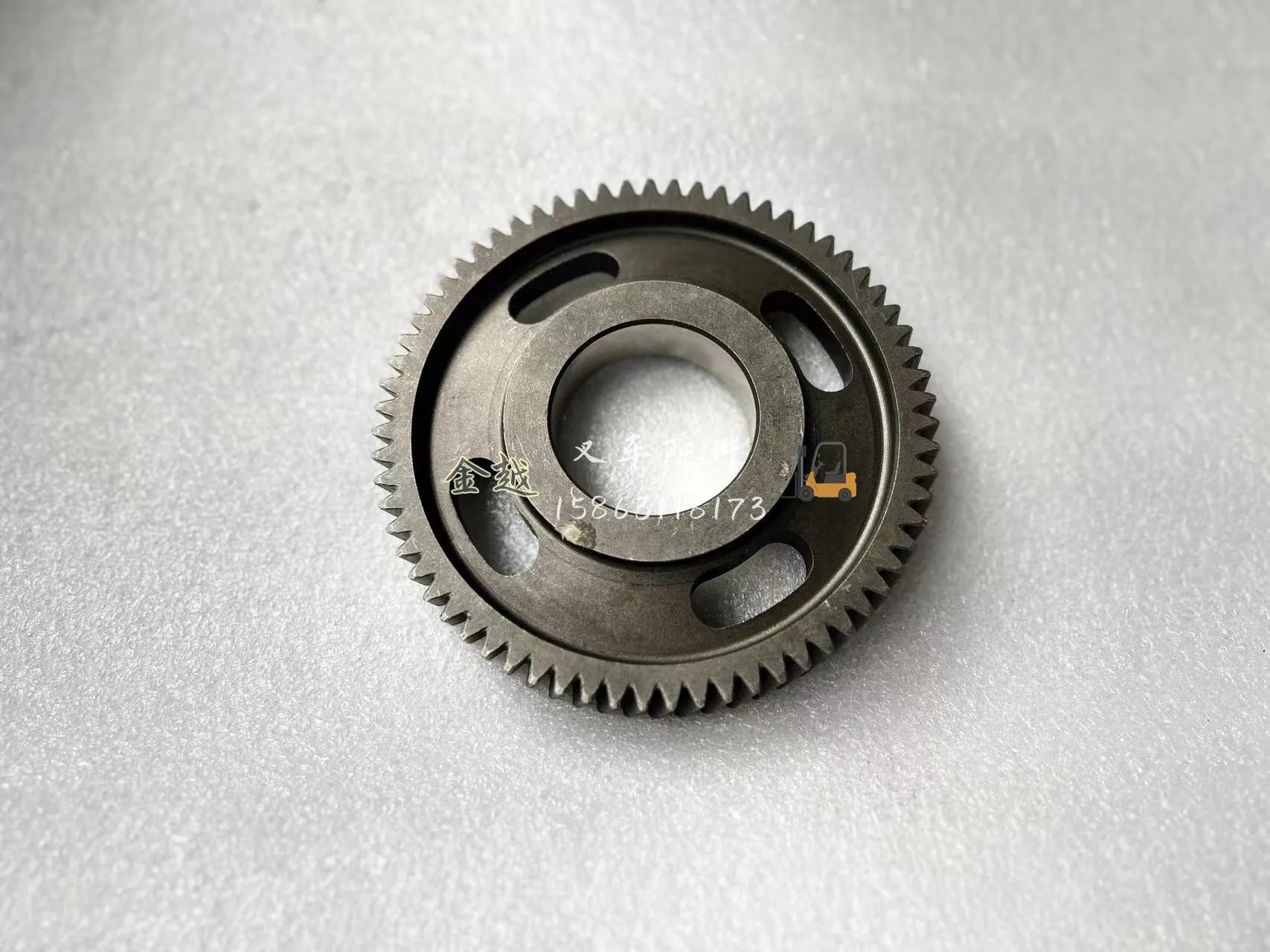 

6F- 8FD15-30 1DZ for Toyota forklift, camshaft idler gear, bridge teeth 13525-78202-71