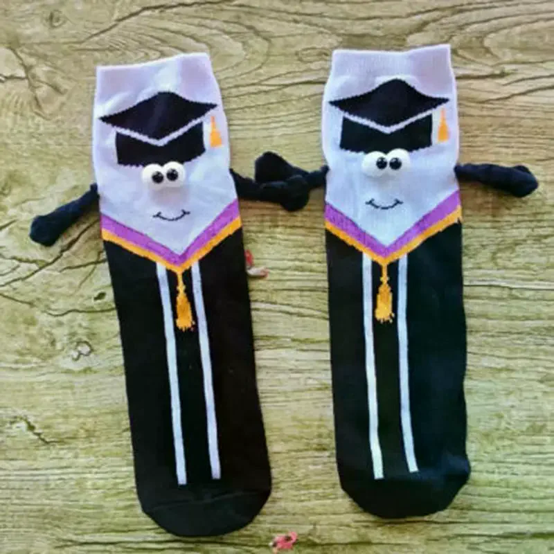 A Pair Unisex Outdoor Socks Graduation Season Print Socks, Machine Washable, Comfortable And Breathable, Fashionable For Daily