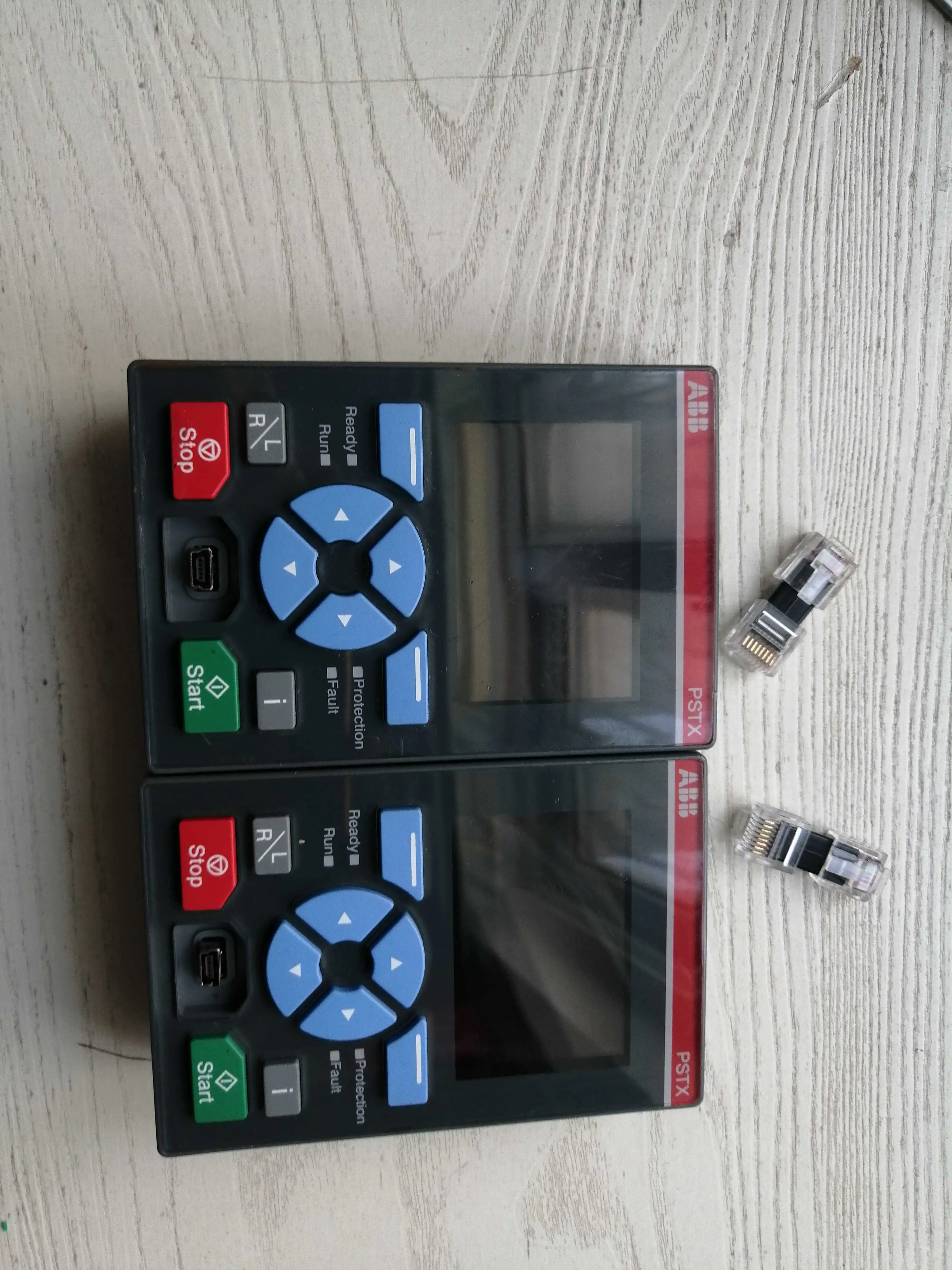 Recomendação e Avaliação Detalhada do Soft Starter HMI PSTX Panel Keyboard Operator 1SFB573002D1000 para Instalações Industriais