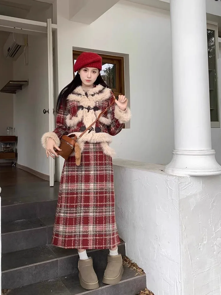 2024 Women Winter New Sweet Elegant Chinese Fashion Patchwork Plush Suit Skirt Female Plaid Two-piece Set