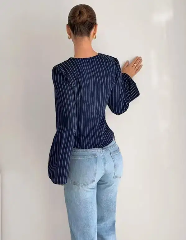 Slim-Fit-Damenhemd, modisch, klassisch, gestreift, bedruckt, V-Ausschnitt, Taille, asymmetrisches Design, langärmeliges Hemd, geeignet zum Pendeln