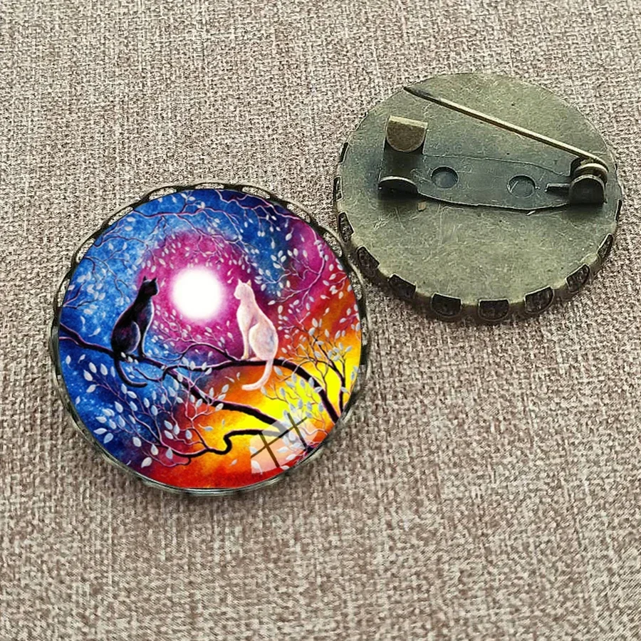 New Style Cat Under Night Sky Brooch Pin Animal Photo Glass Cabochon Brooches Cartoon Painting Pins Gifts Women