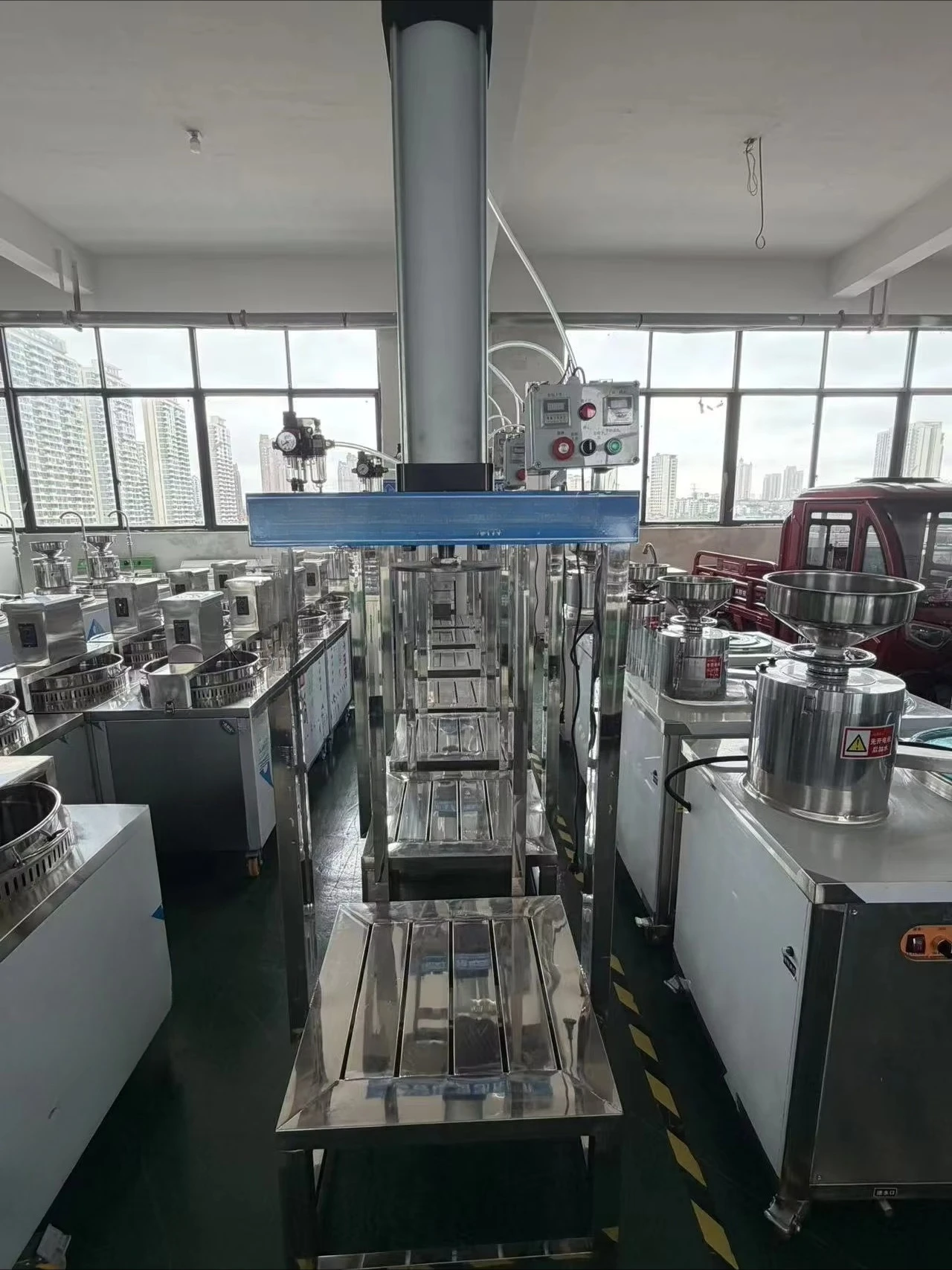 Tofu Maker Machine High Productivity Pneumatic Cheese Tofu Pressing Forming Machine Cheese Press with Adjustable Pressure