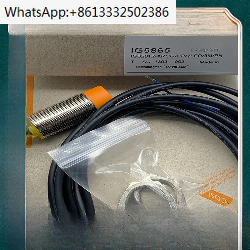 

2PCS New approach switch IG0087 IG5827 IG5865