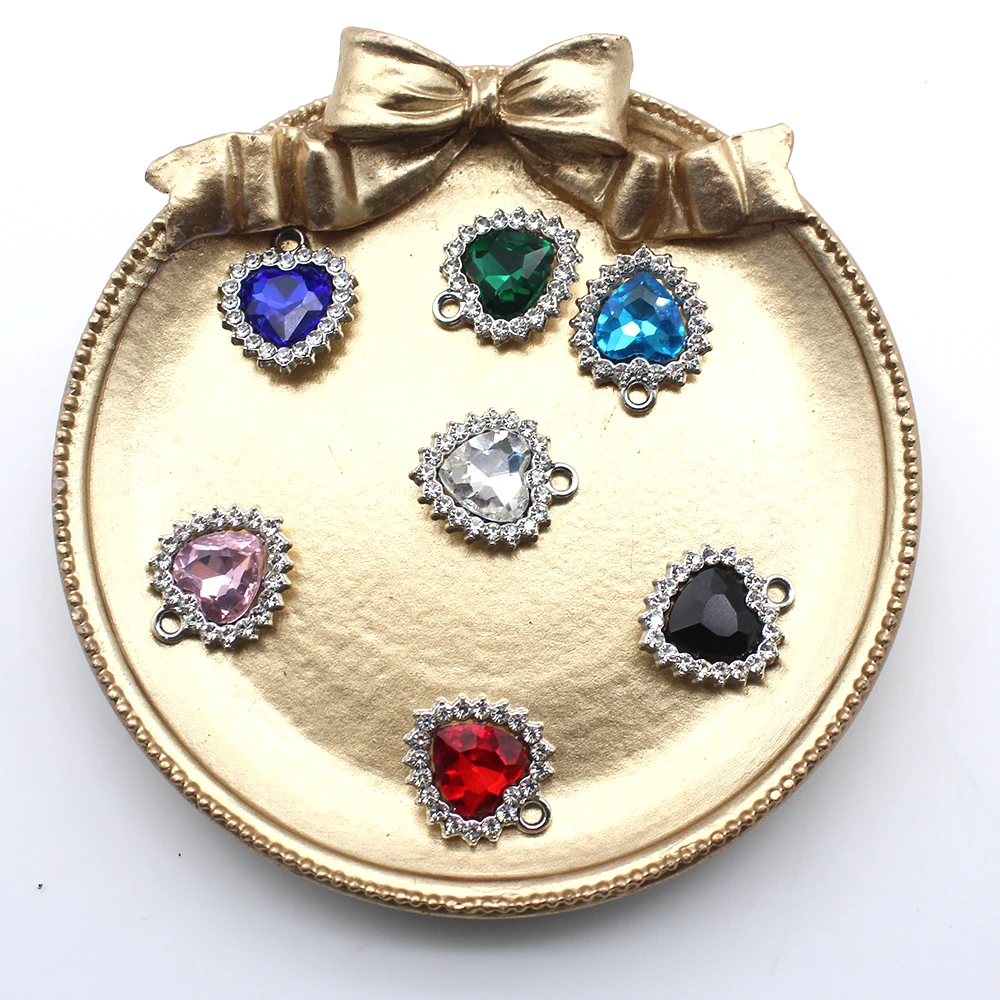 10 pieces of vintage silver edged heart-shaped rhinestone pendant DIY handmade hair accessories and clothing materials